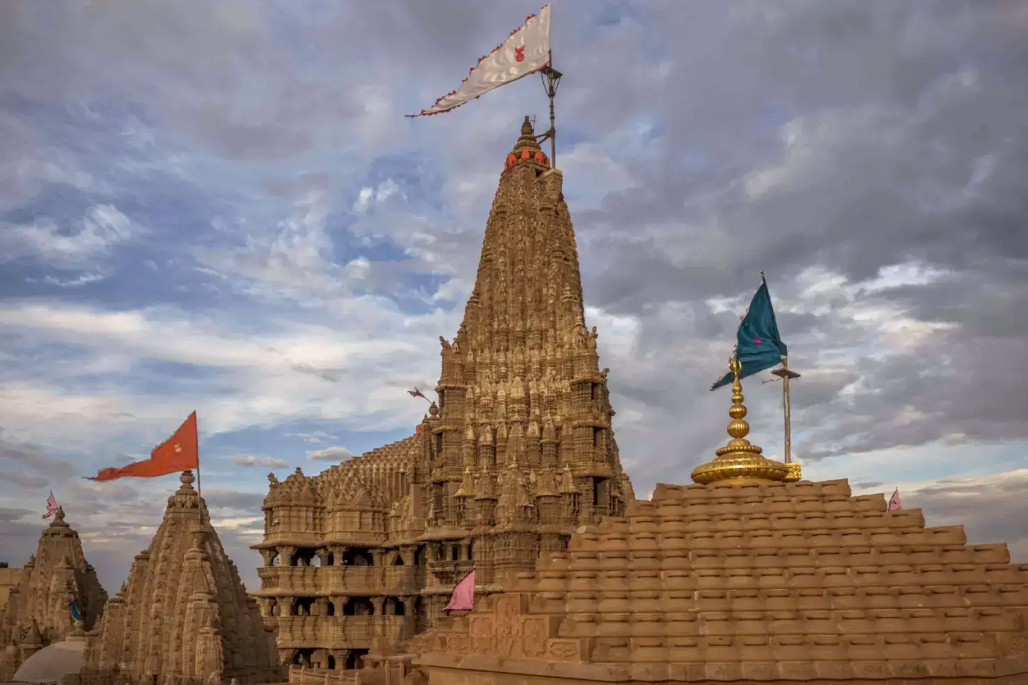 Dwarkadhish Temple Gujarat