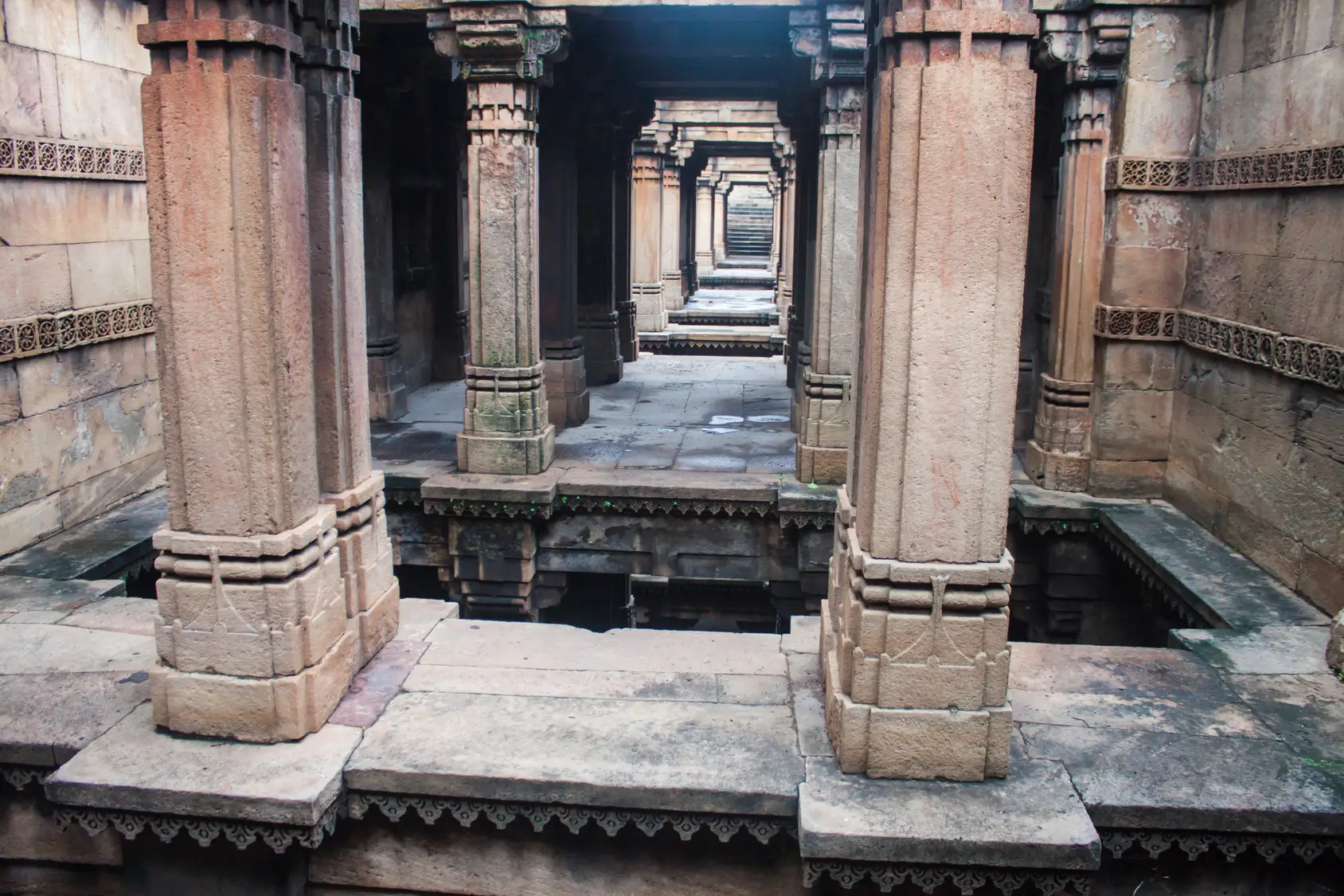 adalaj-ki-vav image