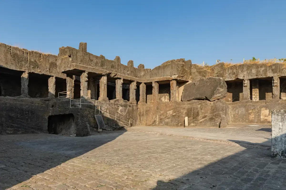 buddhist-caves image