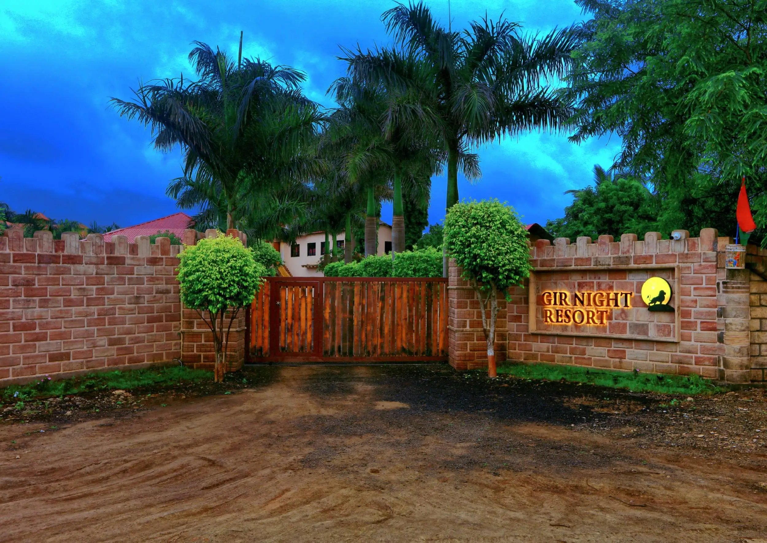 Gir Night Resort Gate