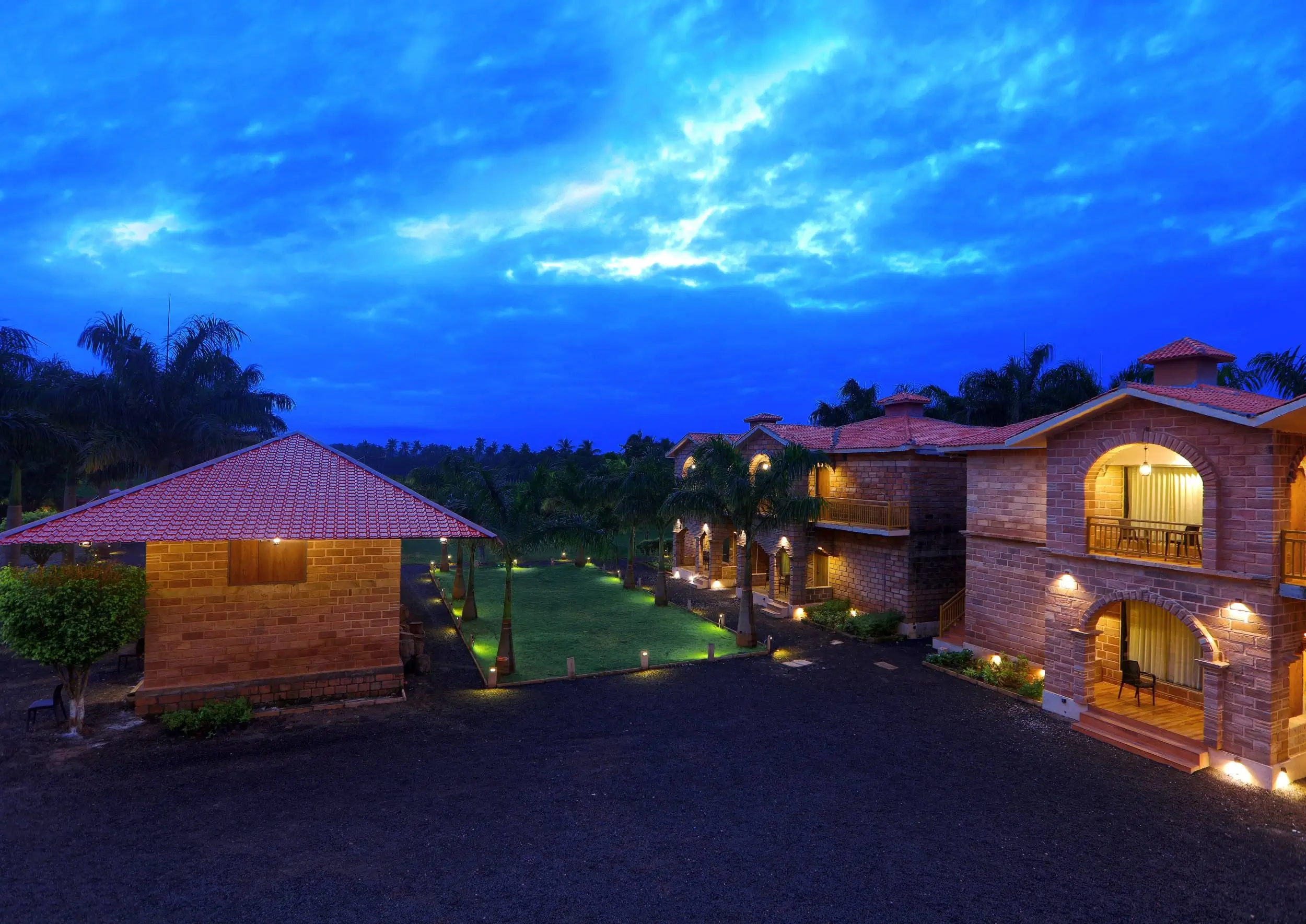 Gir Night Resort Come Into Under The Moon