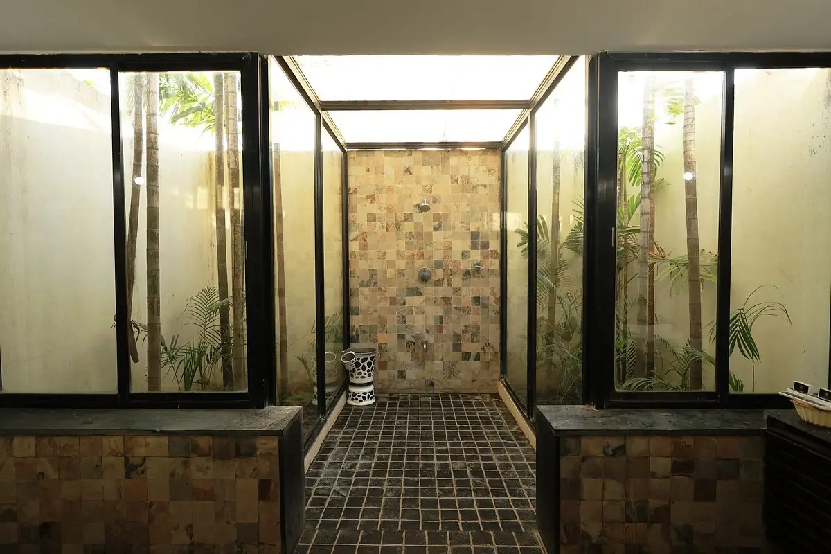 Resort Nature View Shower