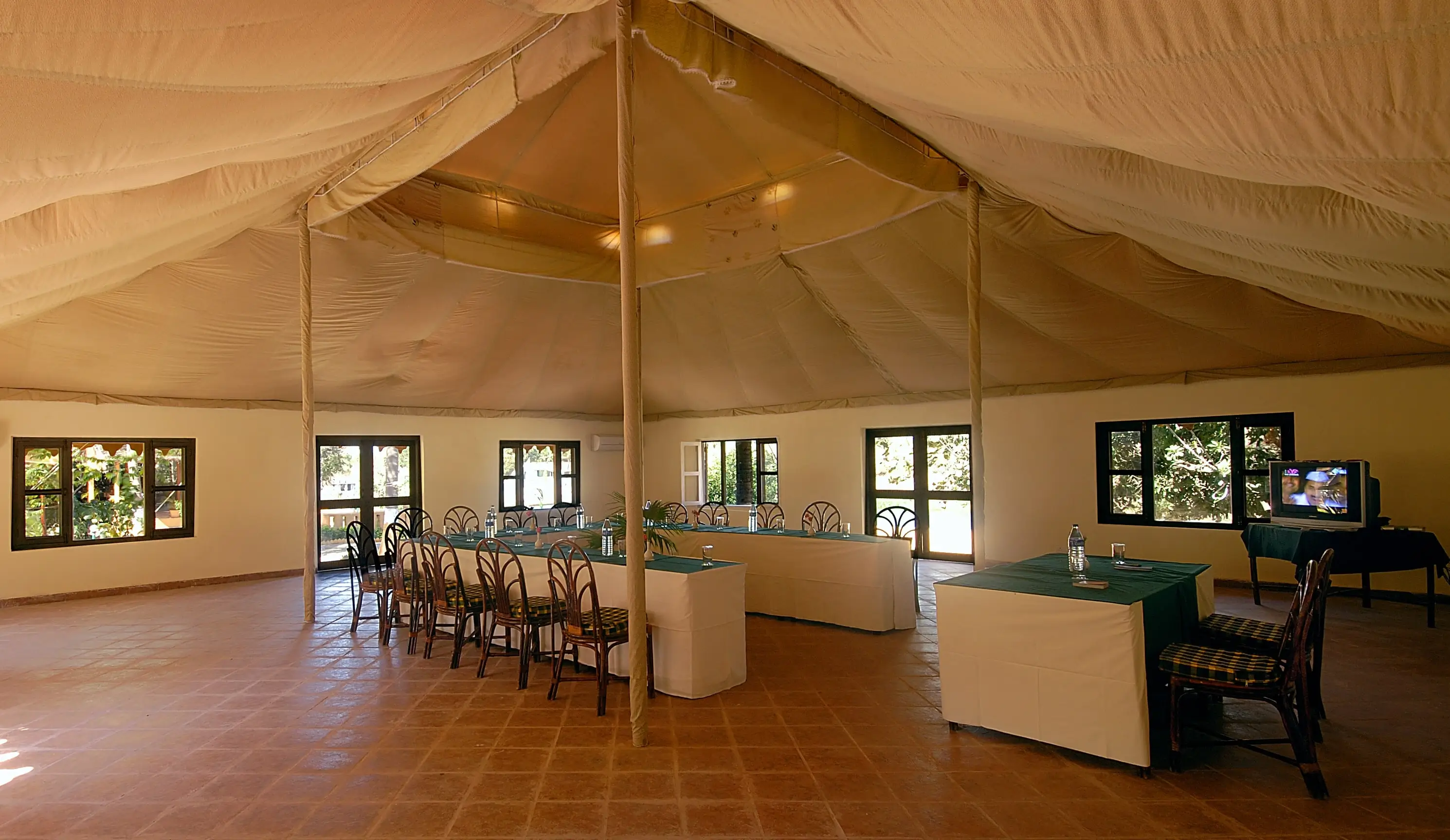 Loin Safari Camp